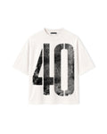 Camiseta “40” Off Boxy
