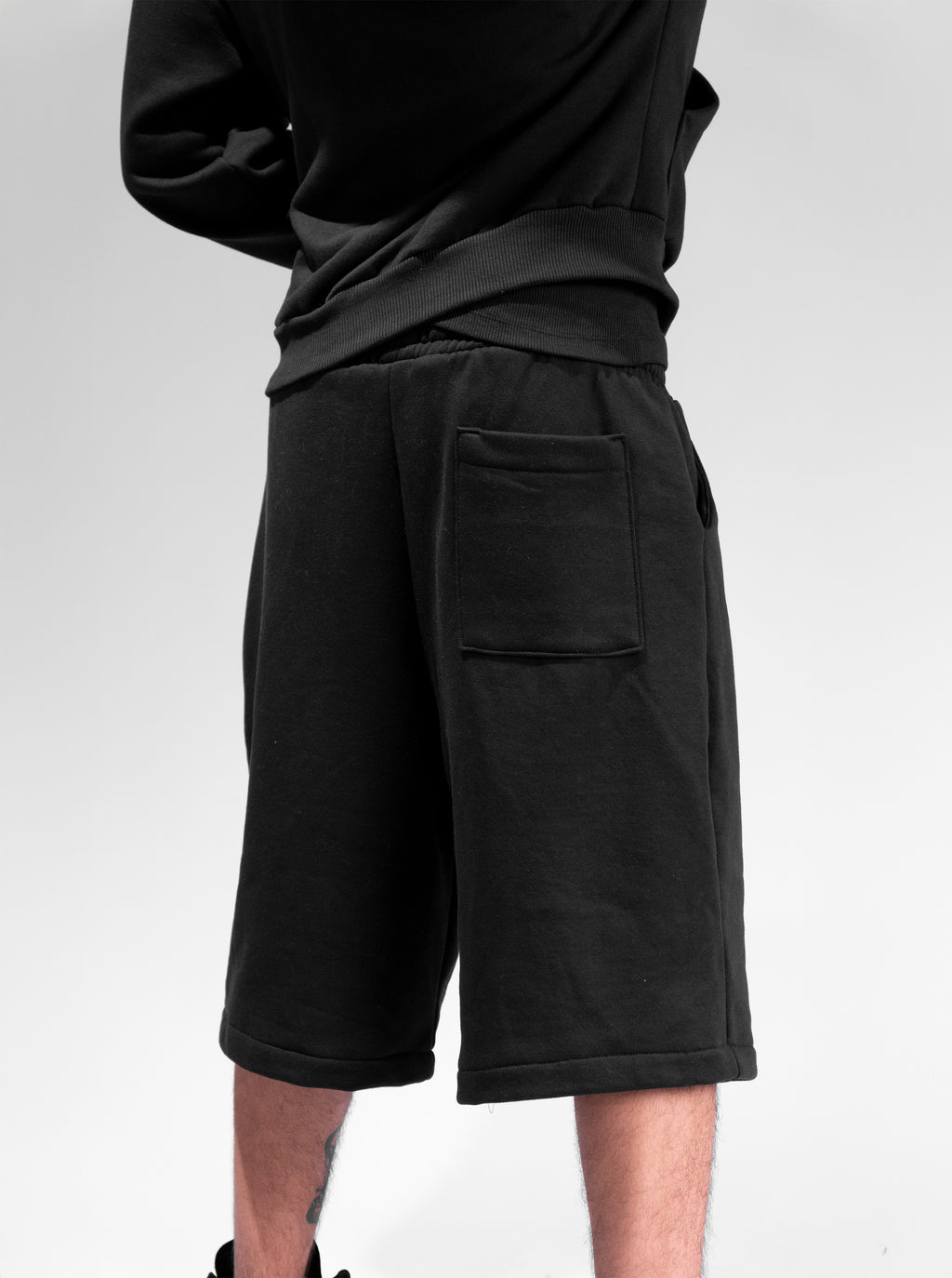 Bermuda Baggy Preta