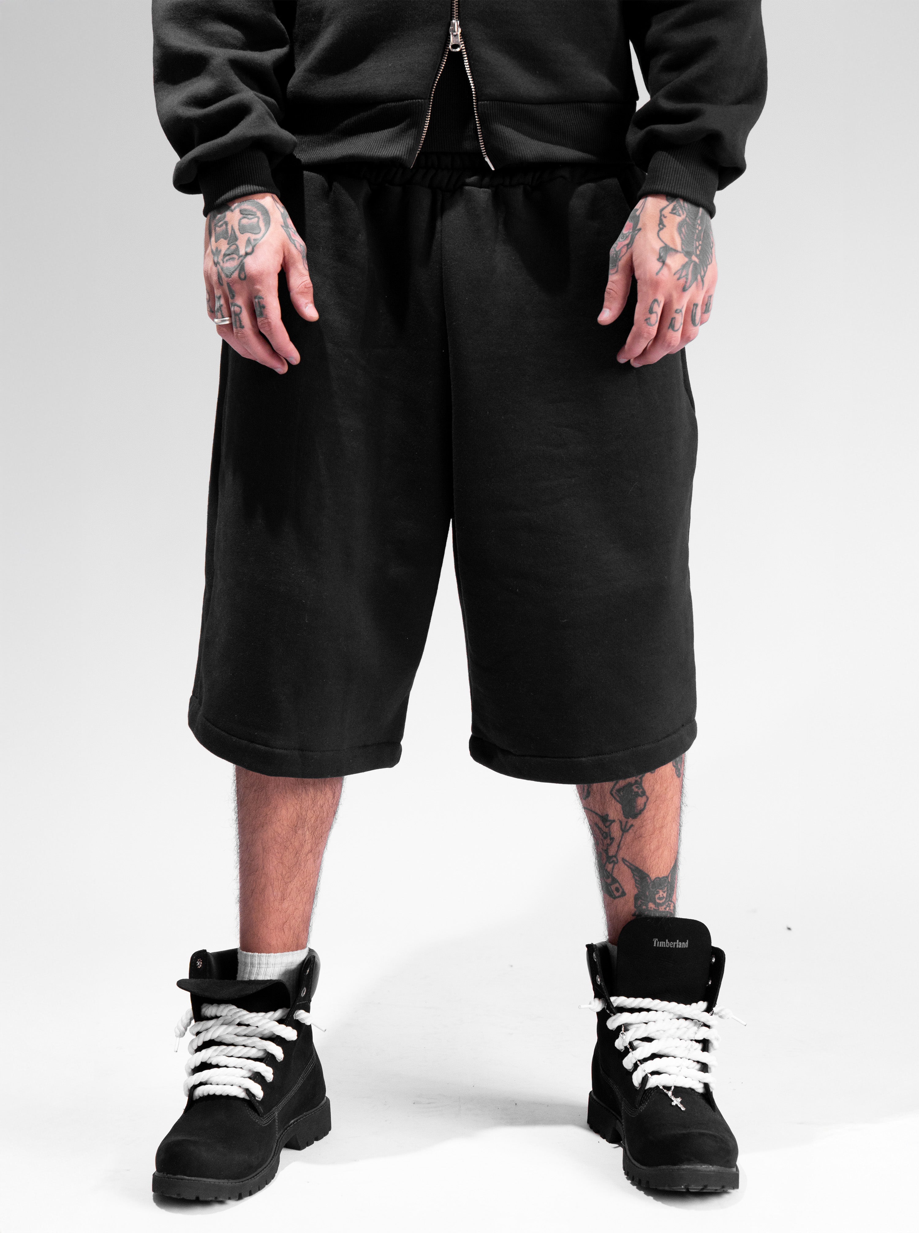 Bermuda Baggy Preta