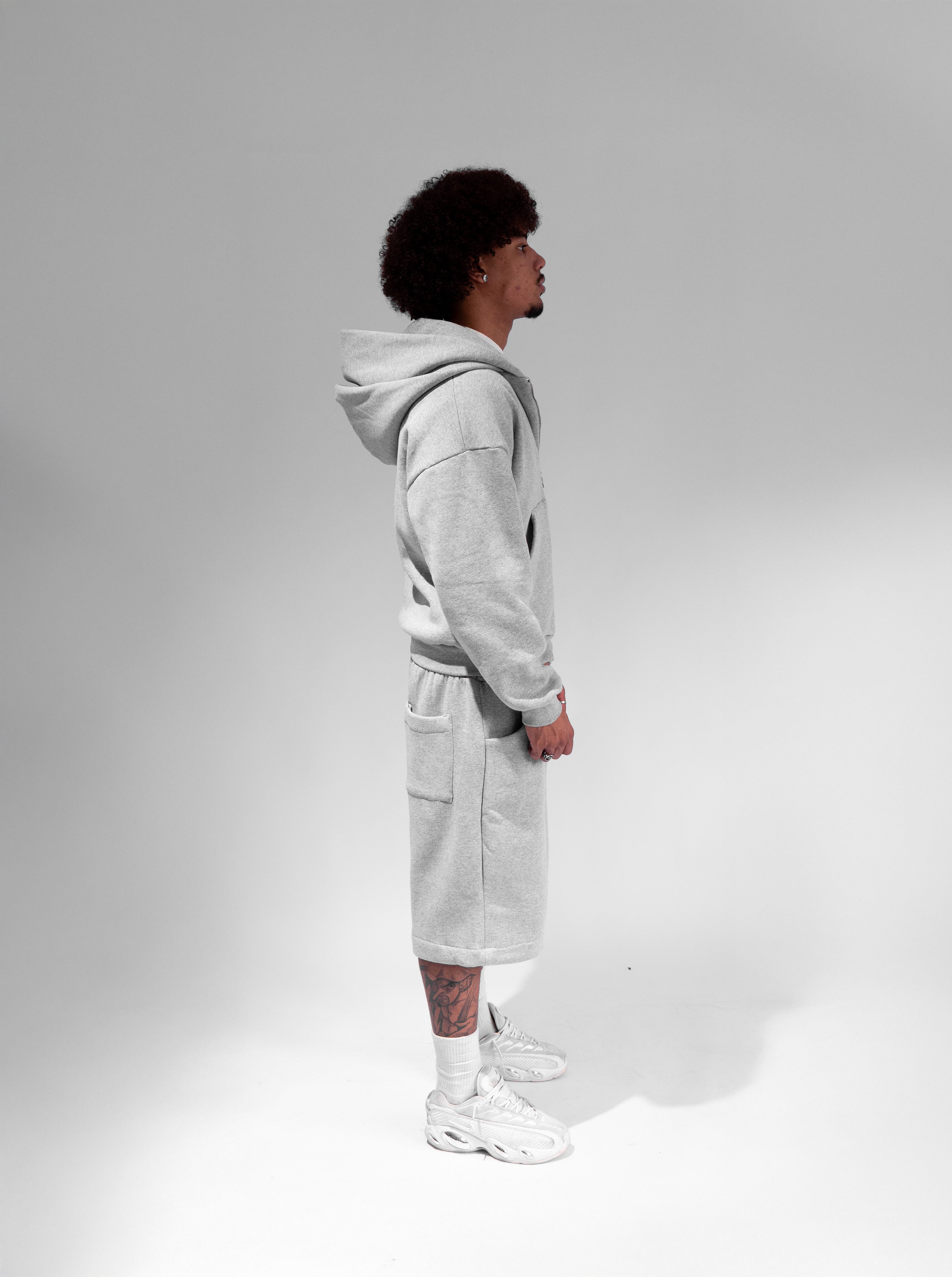 Bermuda Baggy Cinza