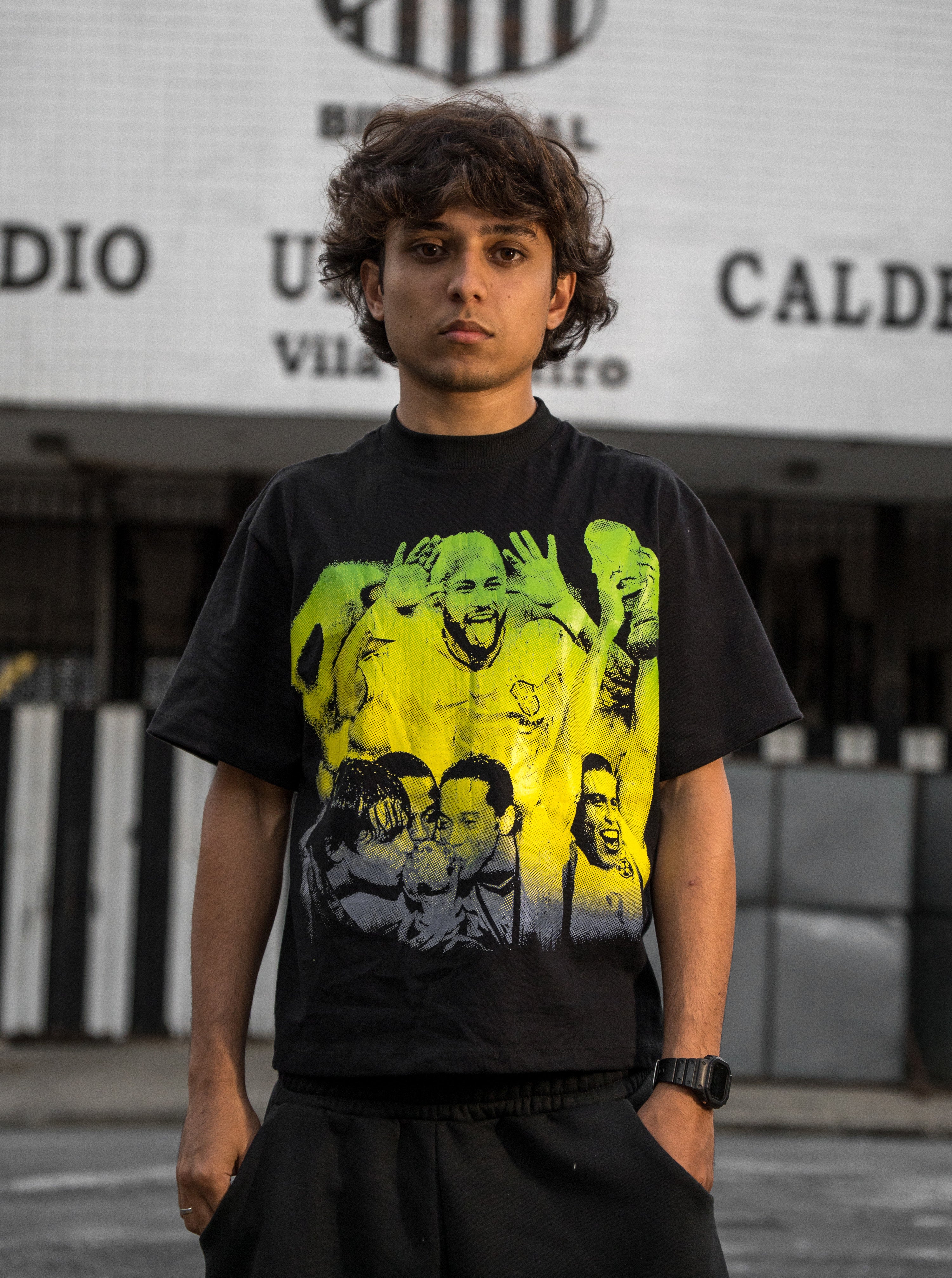 Camiseta "Rumo ao Hexa" Colorida