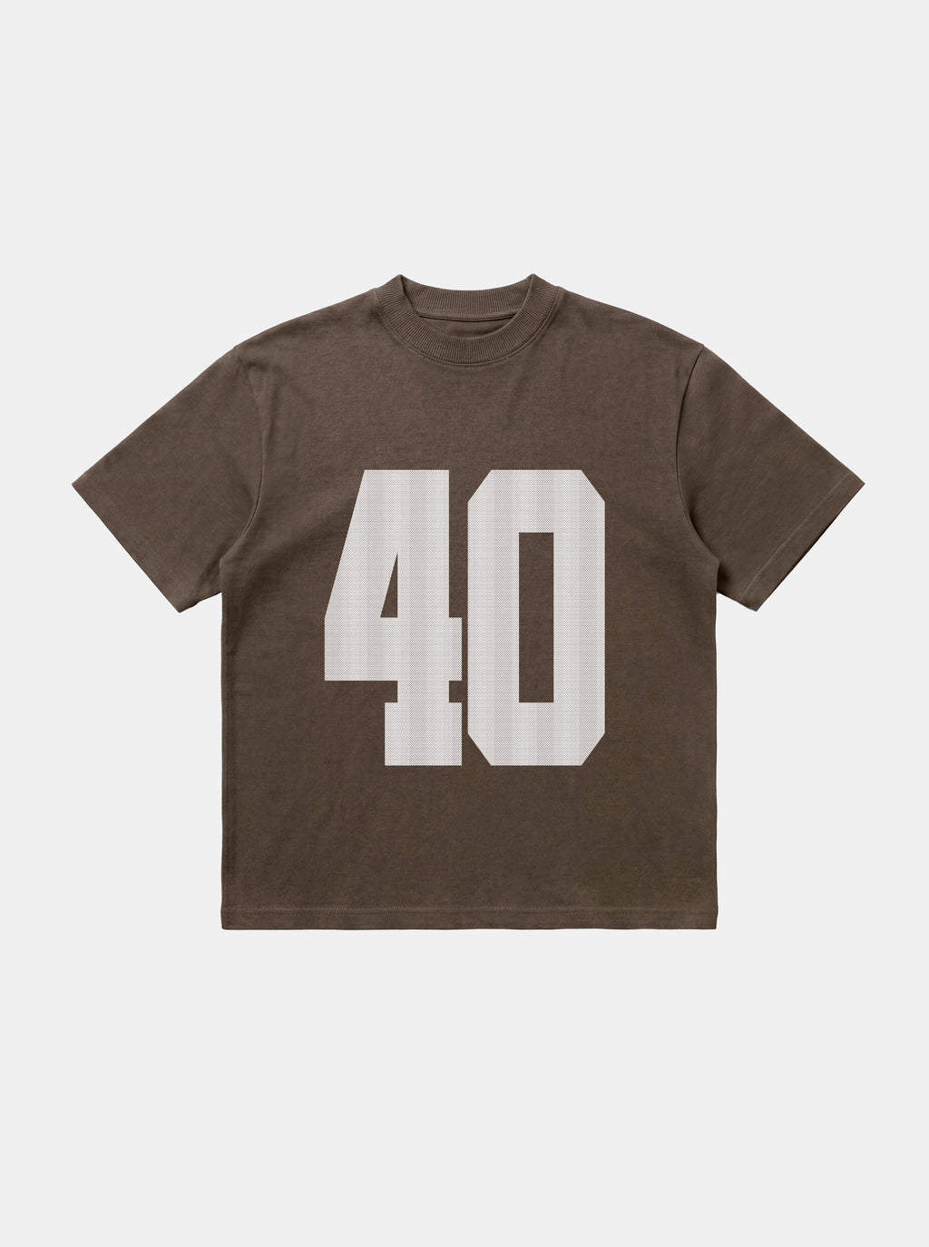 Camiseta “40” Marrom Boxy